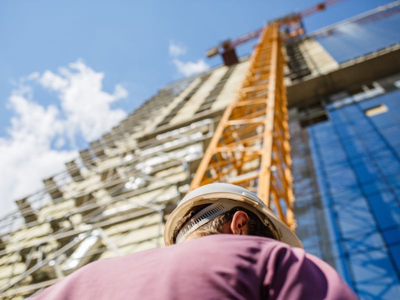 Derrubando Obstáculos, Construindo Sonhos: A Magia da Demolição