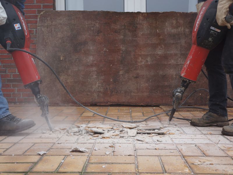 Demolição e Retirada de Entulho: Serviço Completo